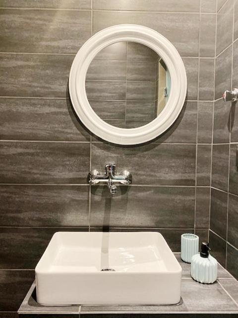 Xenios Hotel ペフコホリ エクステリア 写真