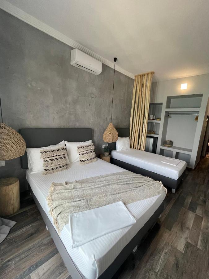 Xenios Hotel ペフコホリ エクステリア 写真