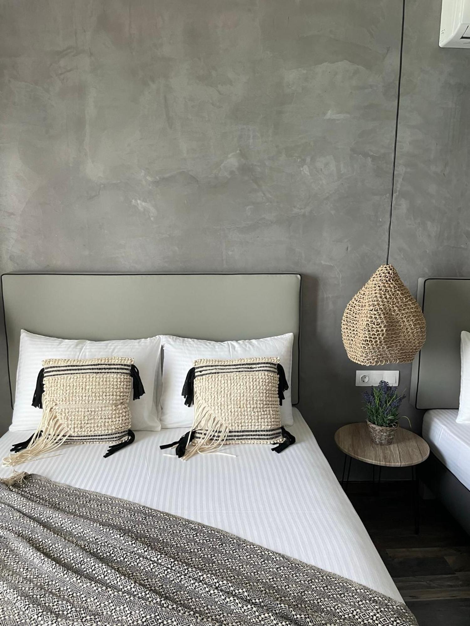 Xenios Hotel ペフコホリ エクステリア 写真